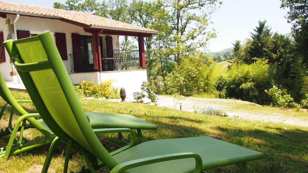 Villa Xaran Erdian Gite La Petite Maison Espelette Exterior photo